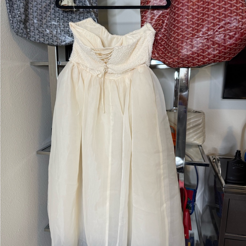 Oh Polly Ivory Rosette Embellished Corset Tulle Midi Dress - Picture 4 of 4